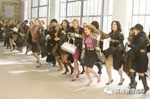 肩周炎的原因与锻炼方法