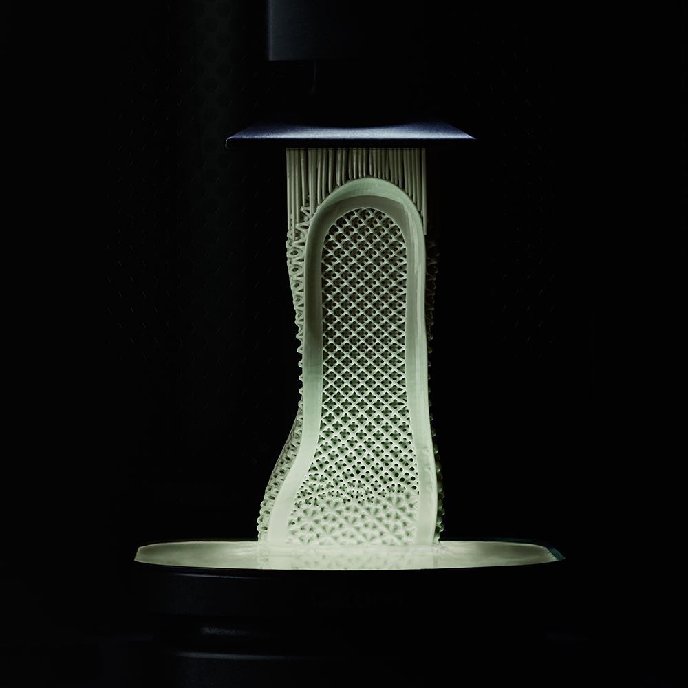 阿迪经典篮球鞋有哪些,阿迪篮球鞋偏小还是偏大