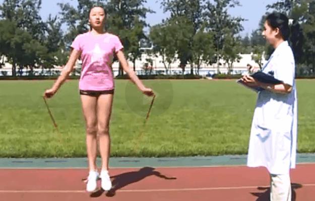 特殊时期坚持在家健身,特殊期间运动