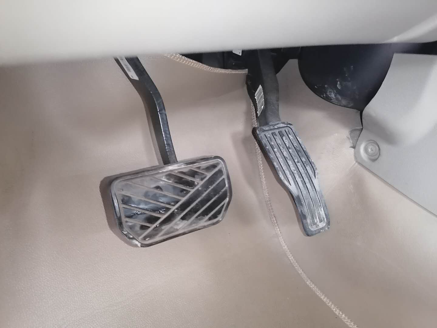 吉利帝豪设计亮点,吉利帝豪做工质量怎么样