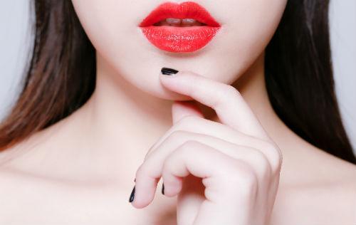 这些化妆品不能用！快检查你家化妆台有没有！