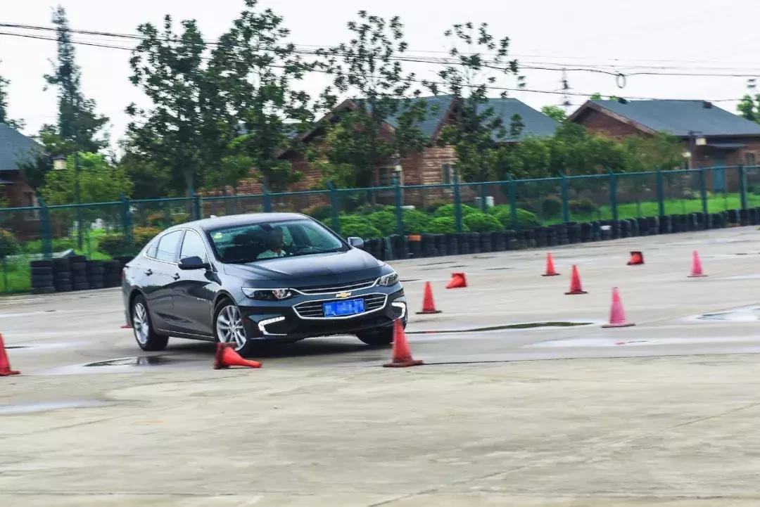 迈锐宝xl和雅阁驾驶对比,迈锐宝xl1.5t和雅阁1.5t动力