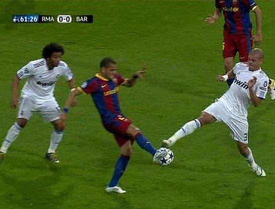 哪一年欧冠皇马打利物浦,哪一年皇马只输了三场