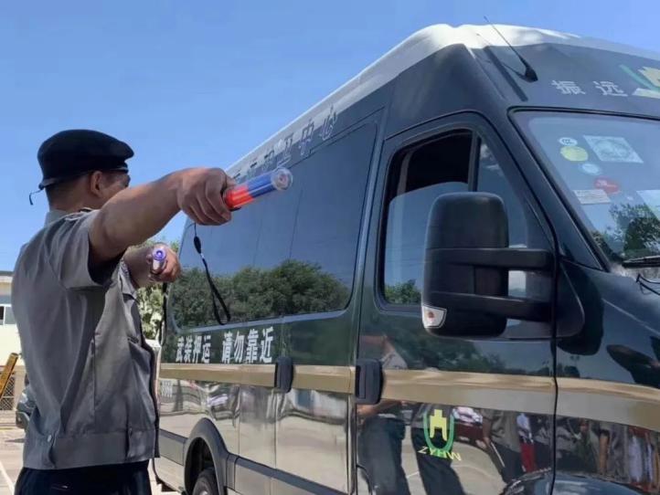 依维柯欧胜封闭物流运输车,依维柯欧胜道路救援拖车