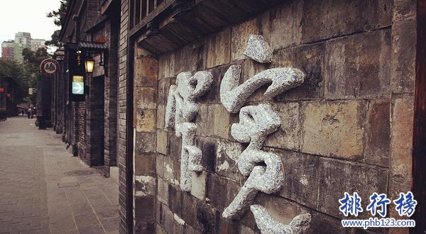 成都旅游必去的十大景点推荐,成都旅游必去十大景点推荐