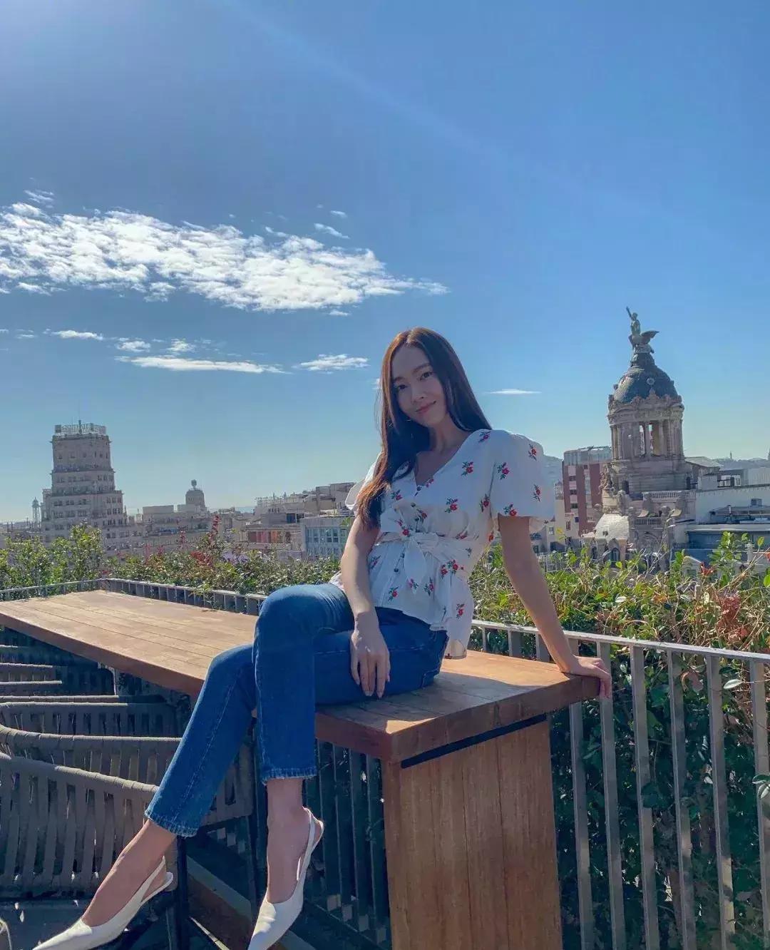 lisa圆领针织长袖罩衫,lisa短上衣推荐