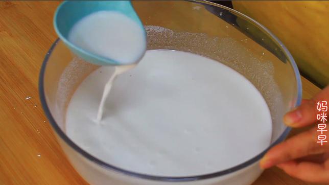 制作大米粉皮的家常做法,用大米制作嵌糕皮的做法