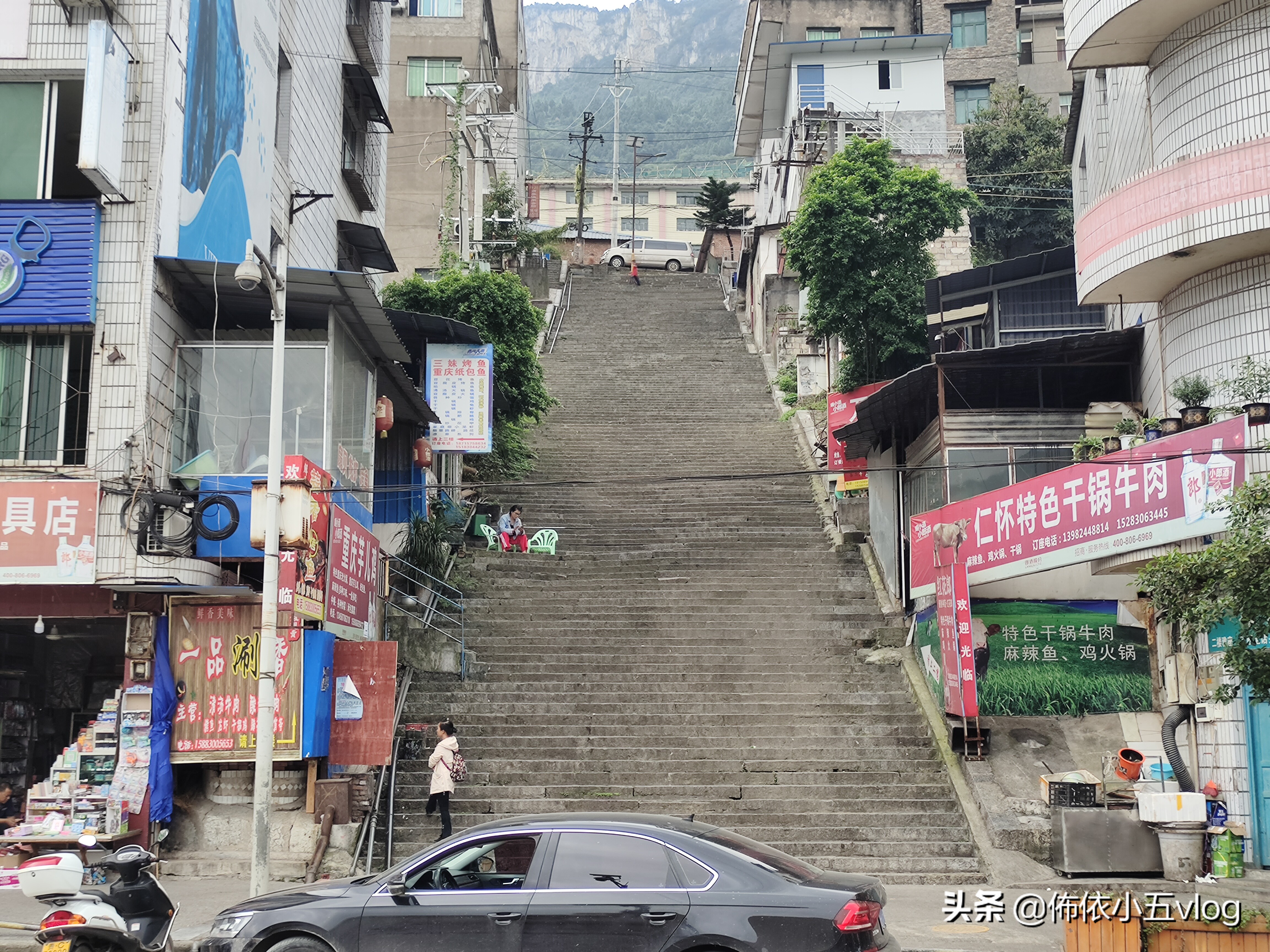贵州酒与四川酒隔一条河,贵州和四川哪个才是白酒第一省