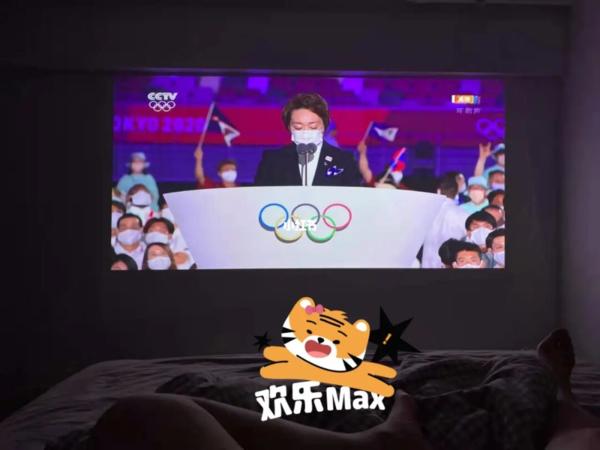 东京奥运会跑道投影,投影仪看奥运会