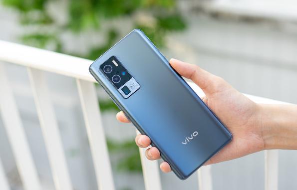 什么手机拍照好游戏好又便宜,兼顾游戏和拍照的旗舰手机推荐