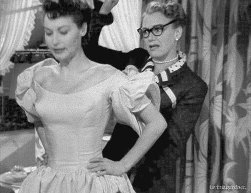 欧洲中世纪胸衣,欧洲中世纪紧身衣