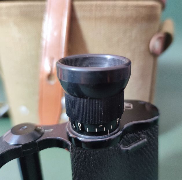 用军用望远镜照直升机,军望远镜和民用望远镜有什么区别