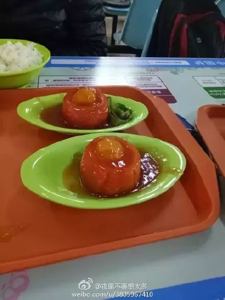 大学食堂最火烤鸭饭,天津学校烤鸭