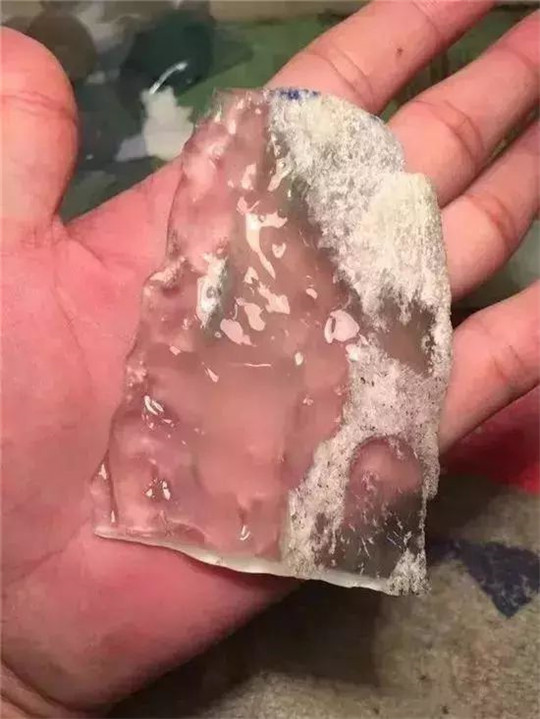 看懂玉石的好处,翡翠的光泽度怎么看