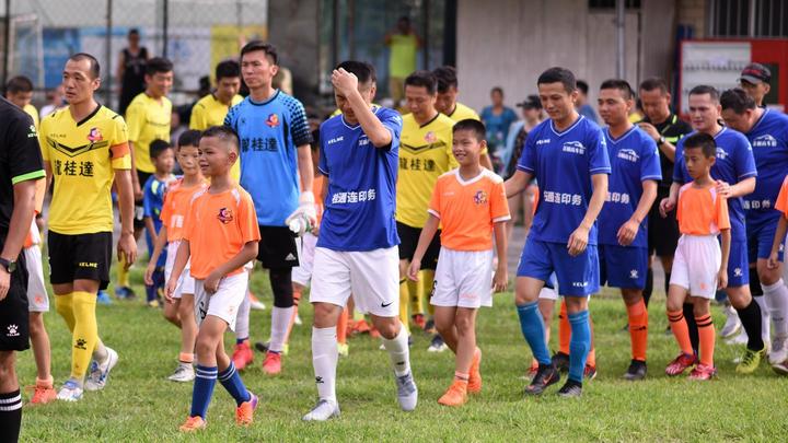 广西公益足球邀请赛,公益捐赠献爱心助力防疫显真情
