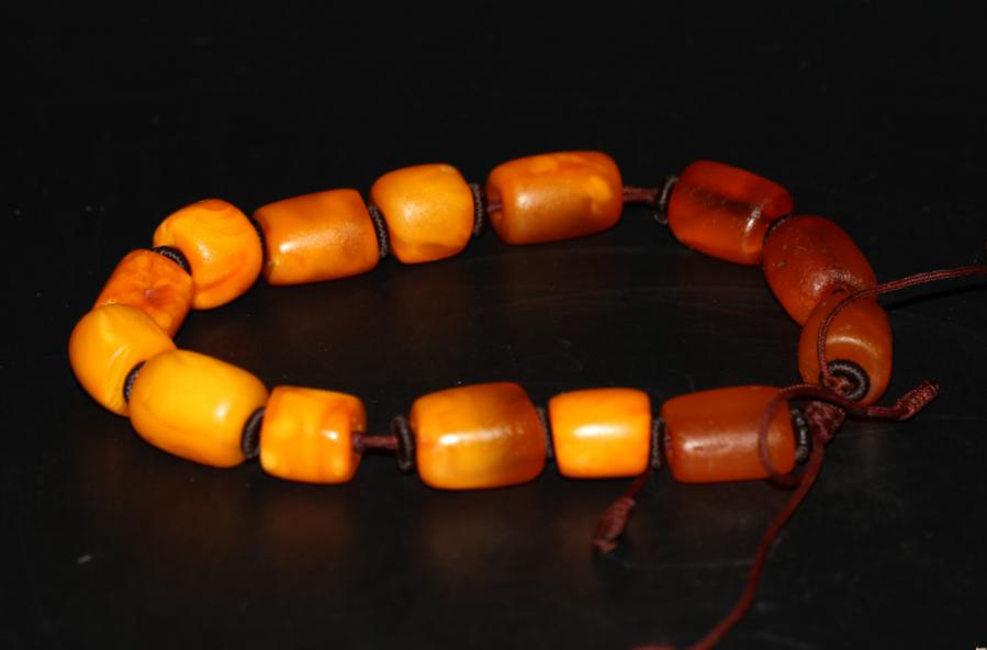 玉石手串不佩戴时如何保养,佩戴的金丝楠手串怎么保养