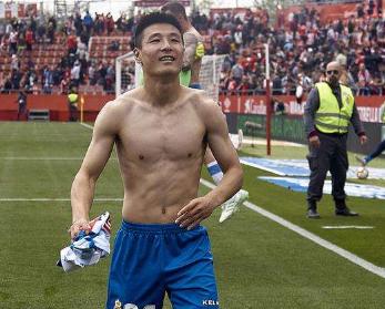 国足重大转折武磊终于盼到这一天,国足武磊失单刀