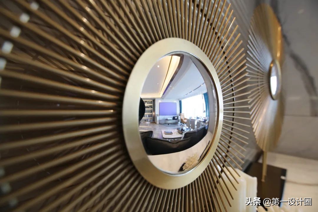 人物专访建筑师,人物访谈董事长