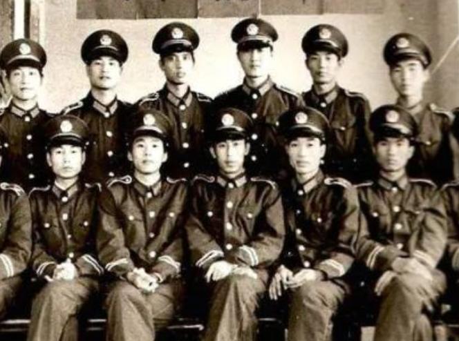 1982年潜射导弹资料失窃案,08年导弹发射器失窃事件