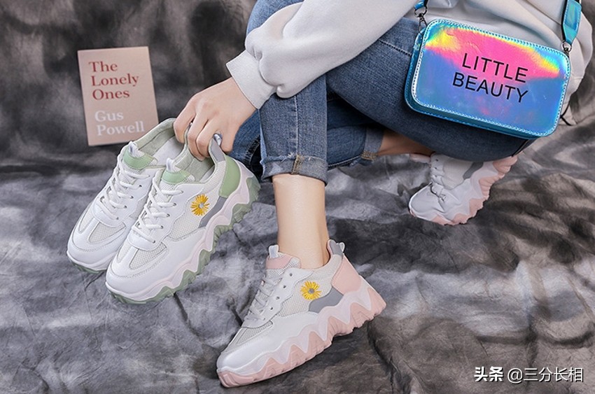 推荐三双百搭鞋,最百搭的两双鞋