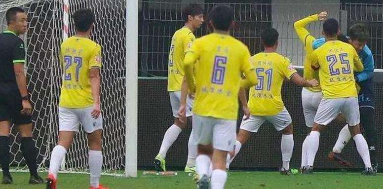 看看这对比，中国天才组团酗酒，德国妖星开创57年新记录