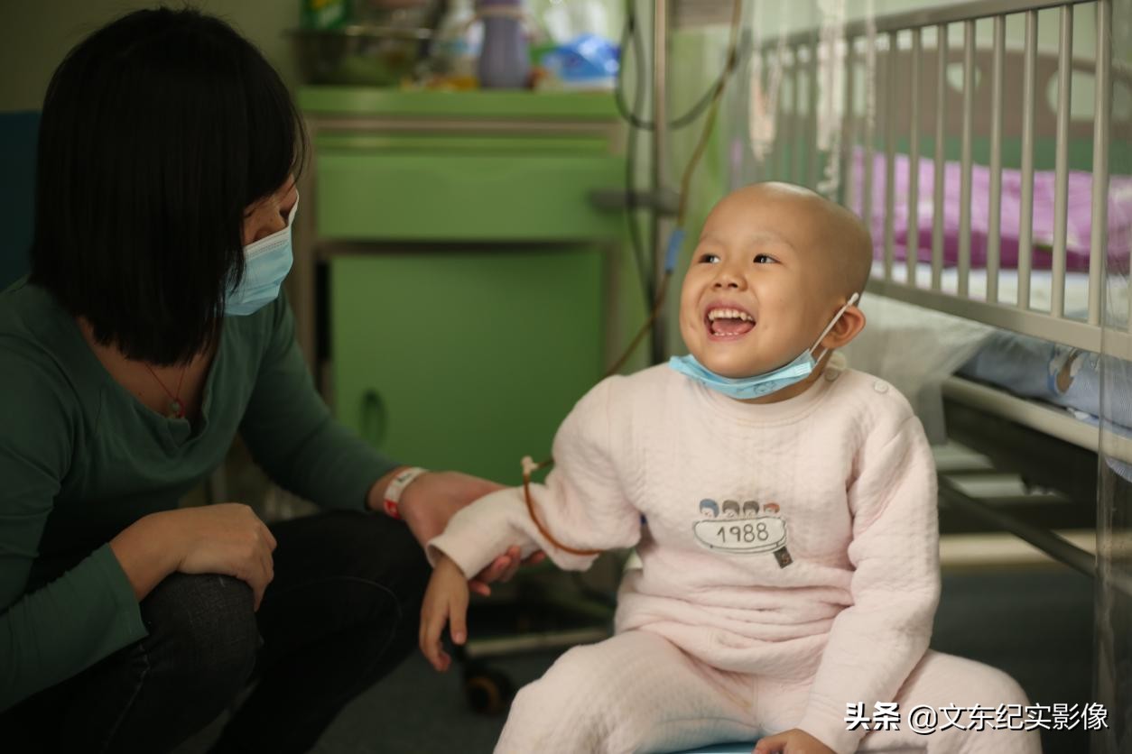 4岁小孩牙龈出血是什么原因,四岁孩子牙龈出血什么原因