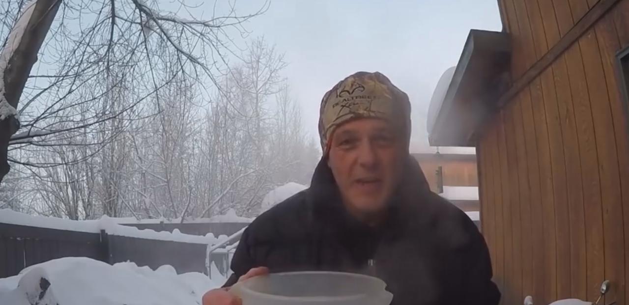 全球天气最冷的是哪个国家,全球最冷的气温是在哪个国家