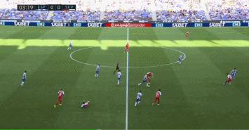 这次中国足球是不是全靠武磊,武磊全场最低