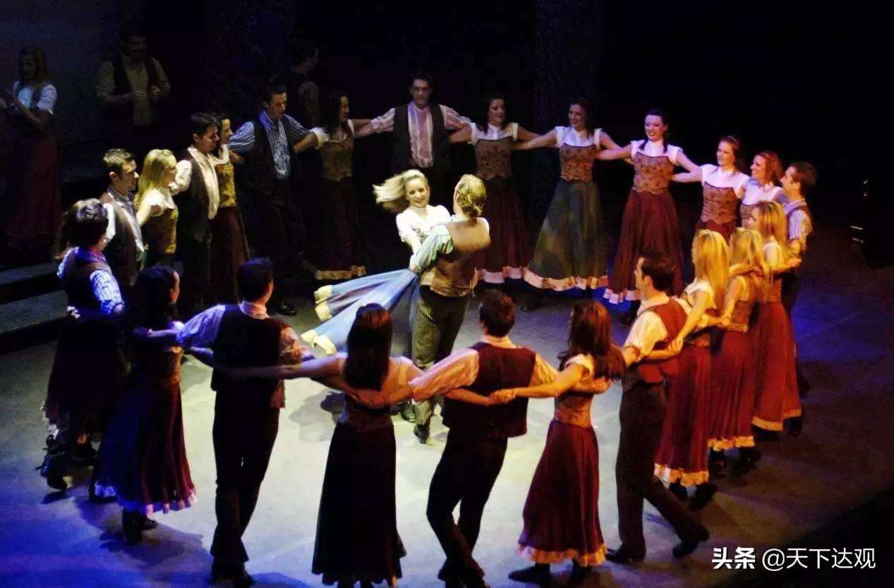 欧洲史|爱尔兰:议会共和制国家,与英国隔海相望,是“翡翠岛国”