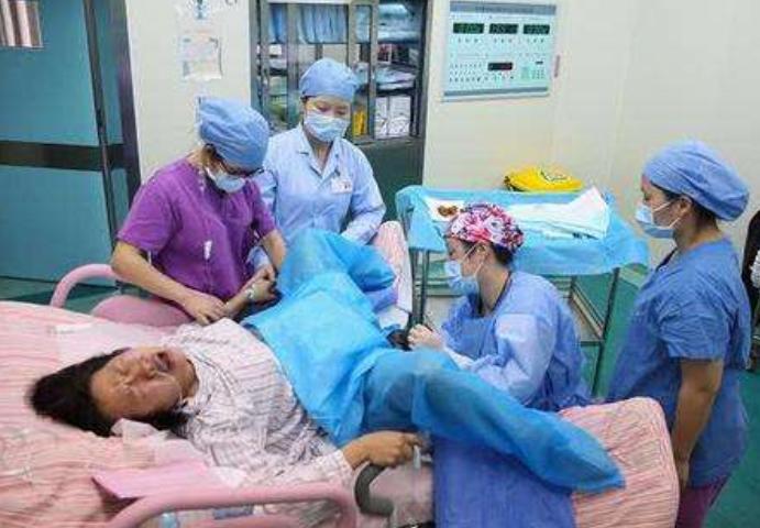 顺产侧切会有什么影响,顺产时侧切对今后生活有啥影响