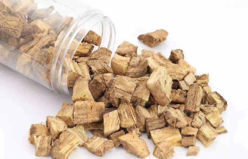 有了胆囊炎之后，患者要随时随地的忌饱忌油腻忌荤腥