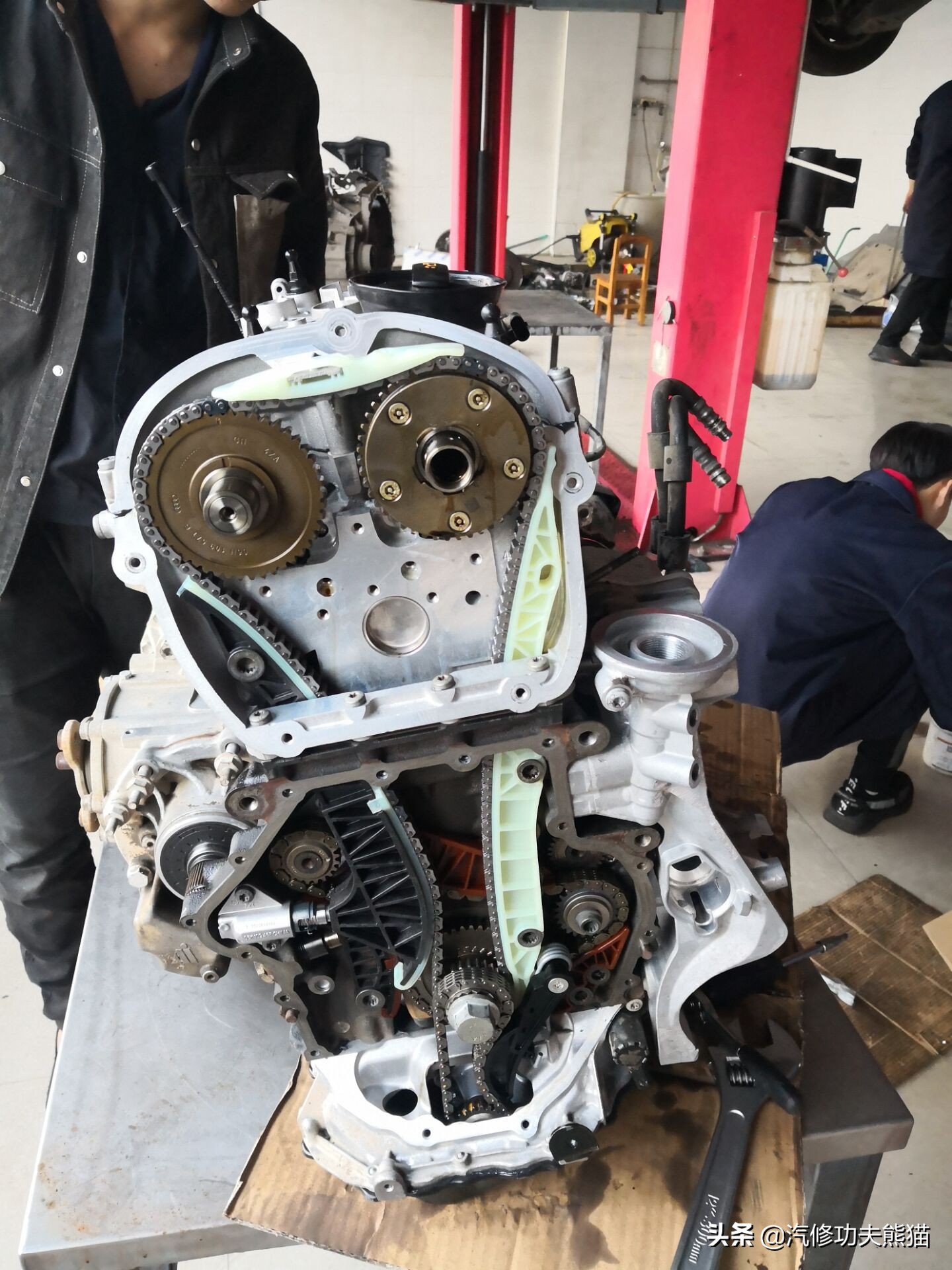 上海大众SUV销量王途观烧机油、漏机油被人乱修一通差点搞报废