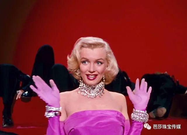 假期结束“药”不能停！珠宝+电影治好你的开工焦虑