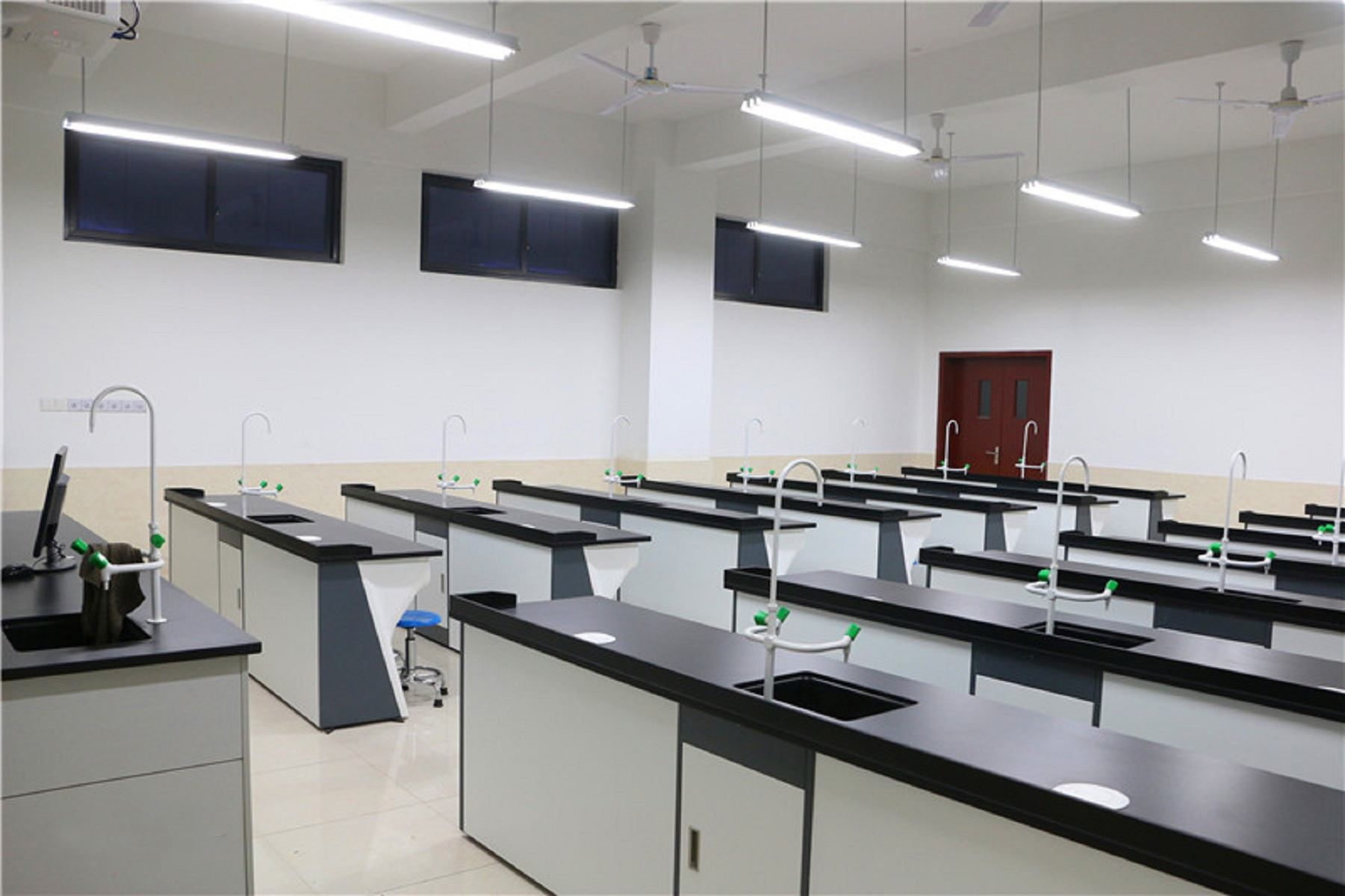 重庆哪所学校环境最好,重庆最美学校