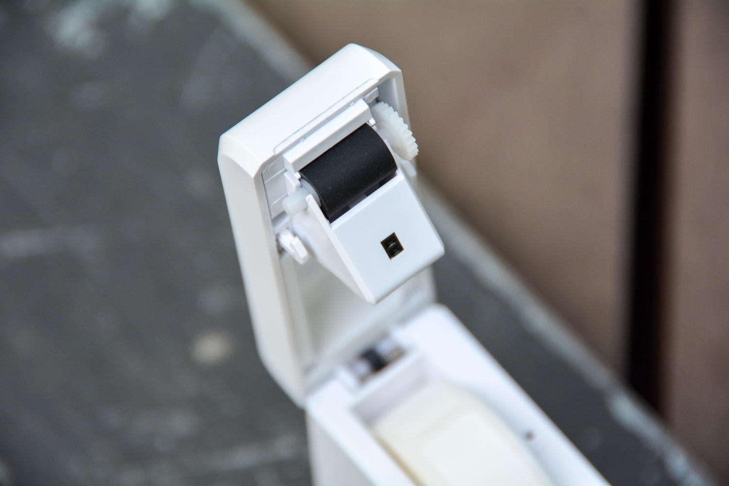 手持便携标签打印机价格,迷你透明不干胶标签打印机