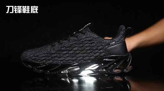 一双鞋装上28片“刀锋”弹簧，缓解脚底压力，跑步和走路一样轻松