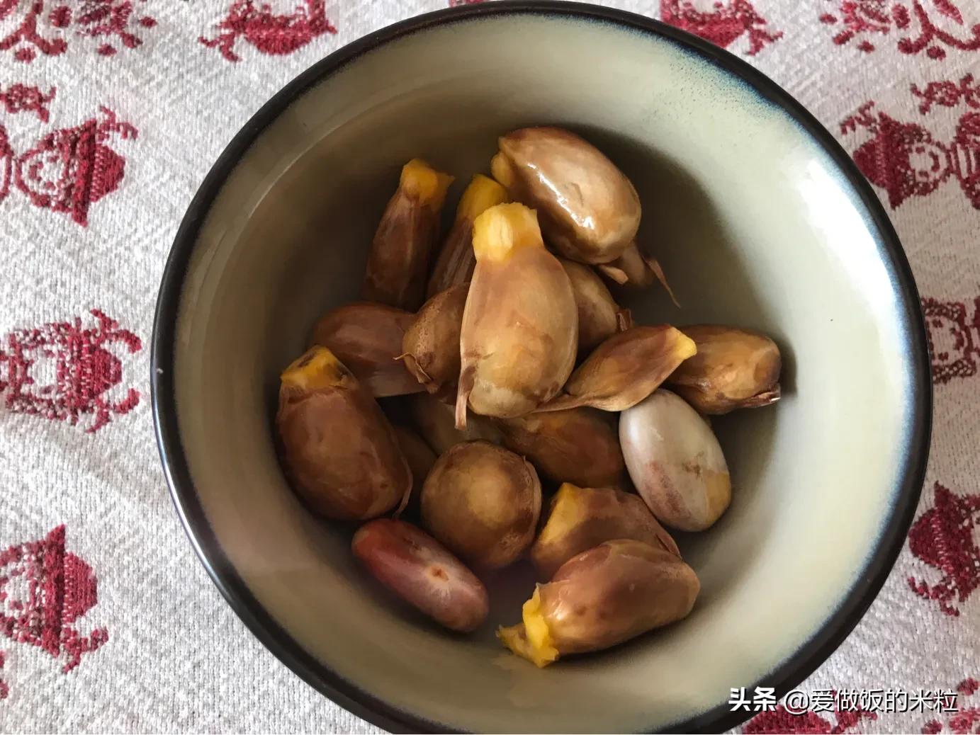 菠萝蜜的核是不是和板栗一个味道,菠萝蜜核和板栗可以一起吃吗