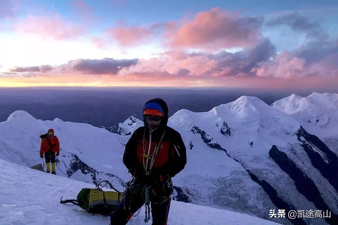 那一年，他们滑坠到人生的谷底：两名登山者和两部电影