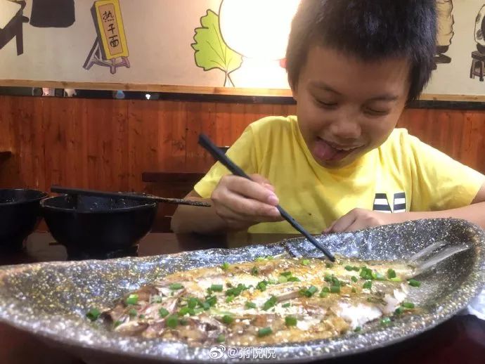 来比比，谁家的娃更难养