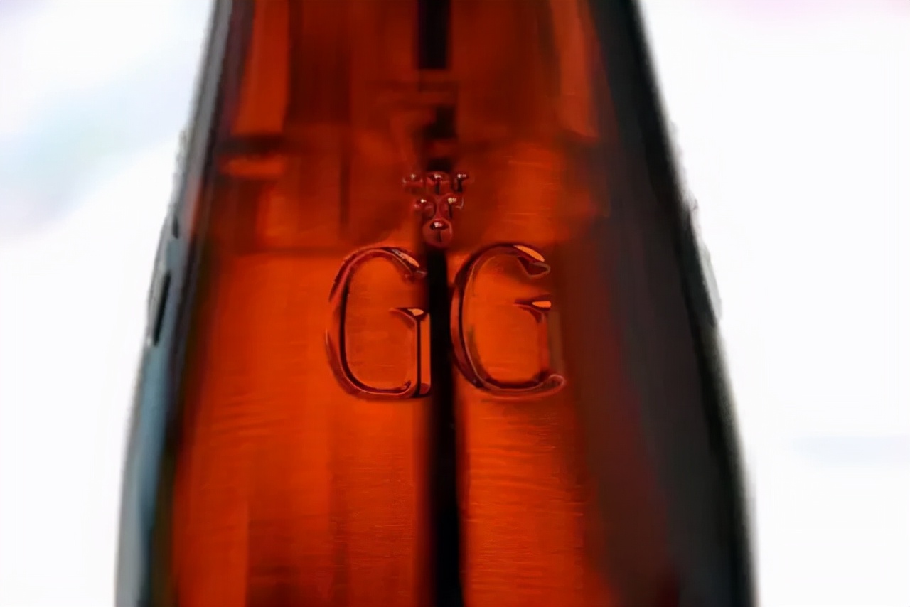 如何通过瓶塞判断葡萄酒的好坏,怎样鉴别葡萄酒的好坏搞笑