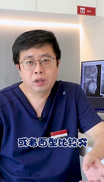 既有牙缝又有露龈笑先矫正哪个,儿童露龈笑最简单改善方法