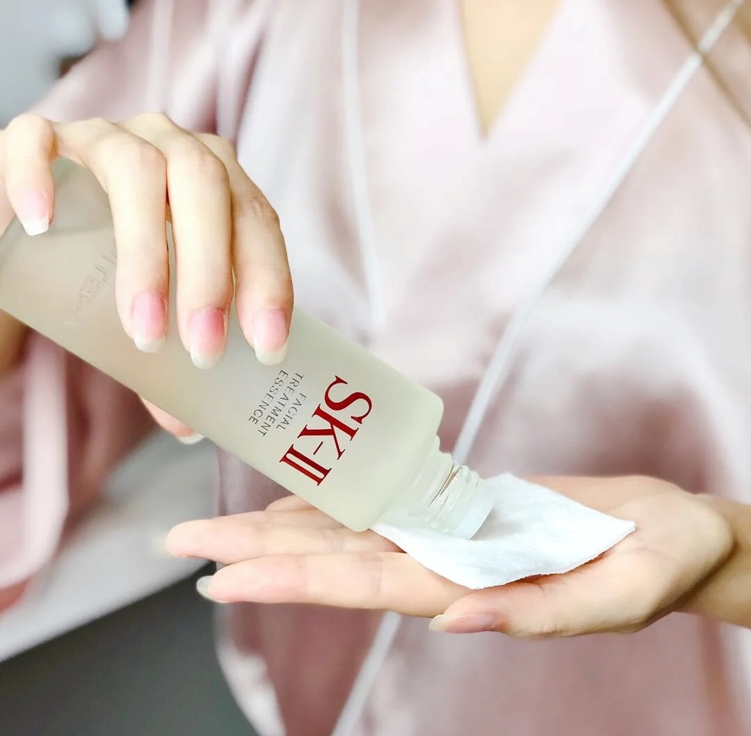 奥尔滨健康水是化妆水还是精华水,神仙水和奥尔滨健康水哪个好用