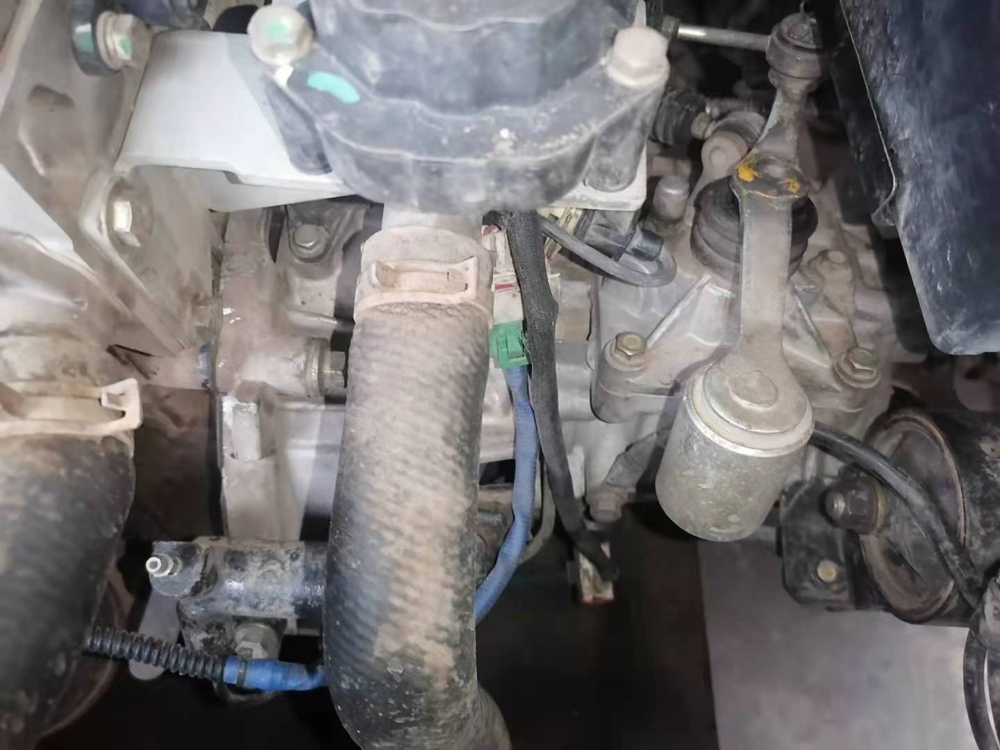 四个轮子二手车,胖哥买二手车