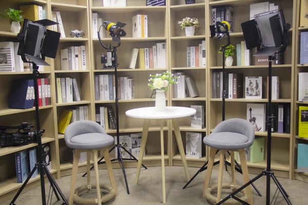 浜崕缃戞牎瀹樼綉app,浜崕缃戞牎瀹樼綉棣栭〉