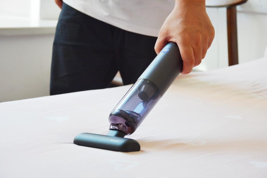 高颜值超迷你，倍思H5家用随手吸尘器测评