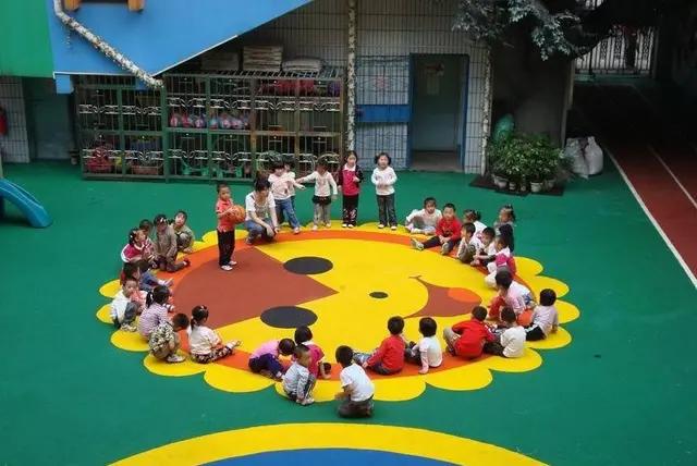 幼儿园孩子尿裤子措施,宝宝在幼儿园拉尿裤子怎么办