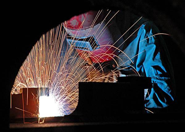 退伍回来，20万年薪肯定不是问题！他说：离开部队我就不是张士英