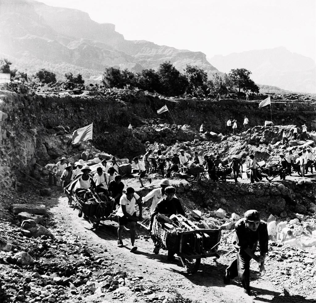 世界第八大奇迹安阳林州红旗渠,世界第八大奇迹河南林州红旗渠