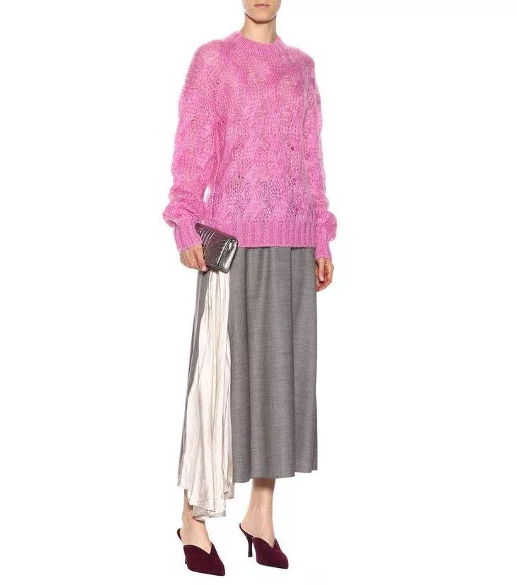 00后妹妹霸占年末荧屏却靠甜系穿搭霸占我的心