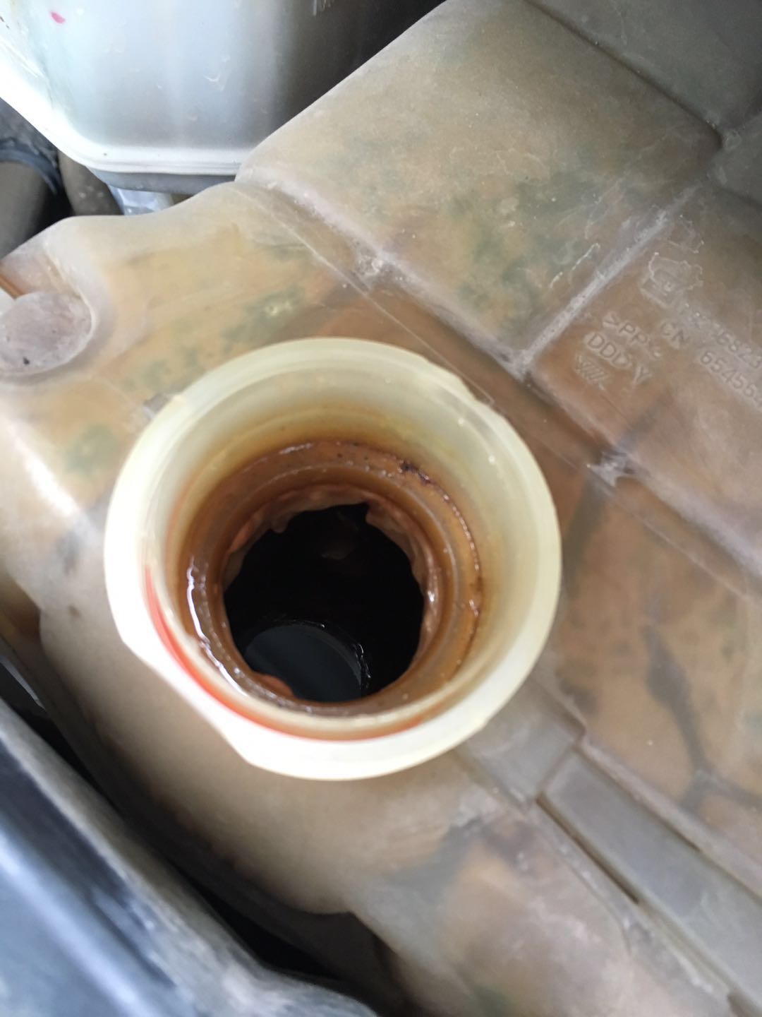 无水防冻液流动,无水防冻液腐蚀